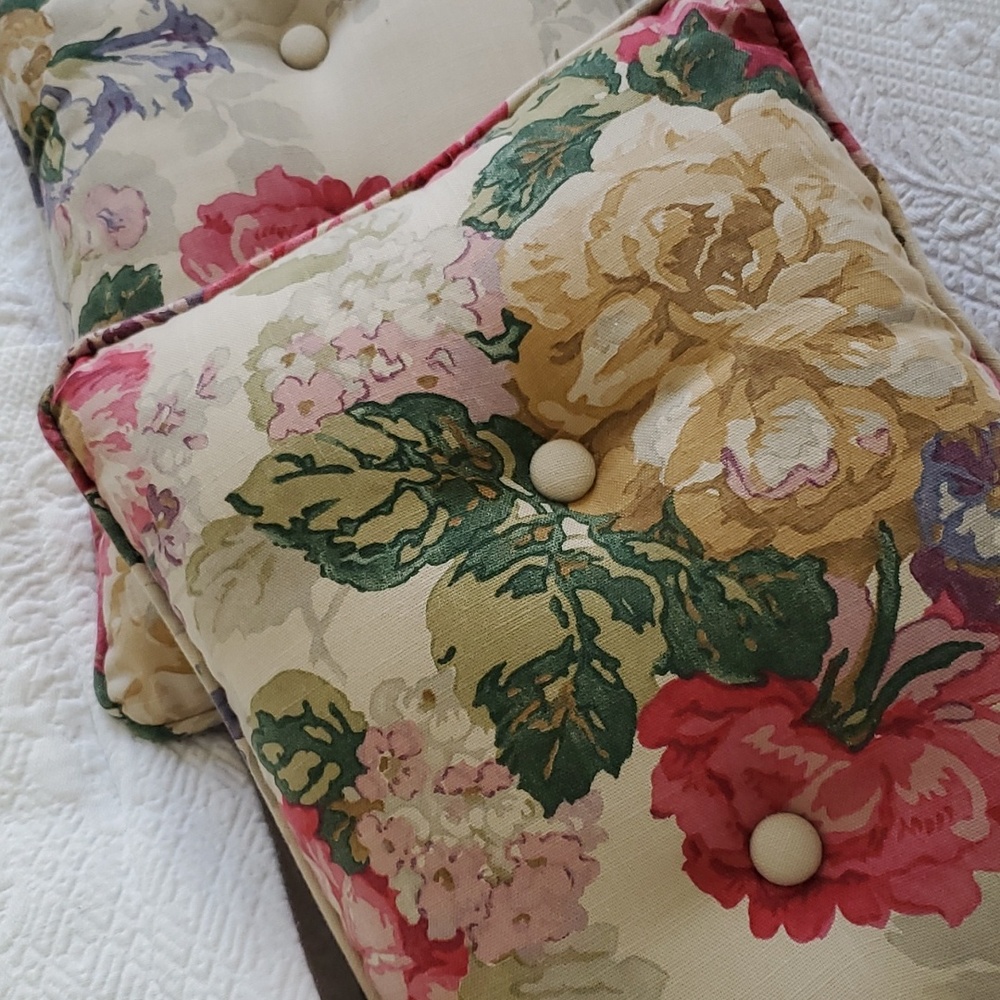 RALPH LAUREN Fabric Smallish Cushions 2 sold together. Excellent Condition